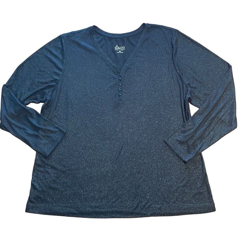 d & co. Black Henley with tiny sparkles and faceted buttons 1X